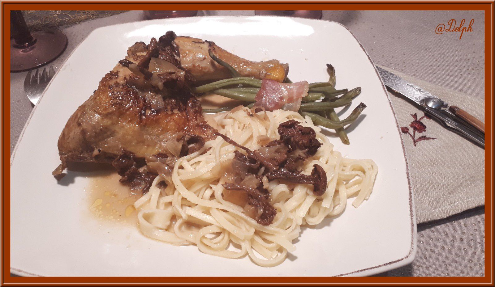 Poulet fermier au vin jaune et girolles – Oh, la gourmande