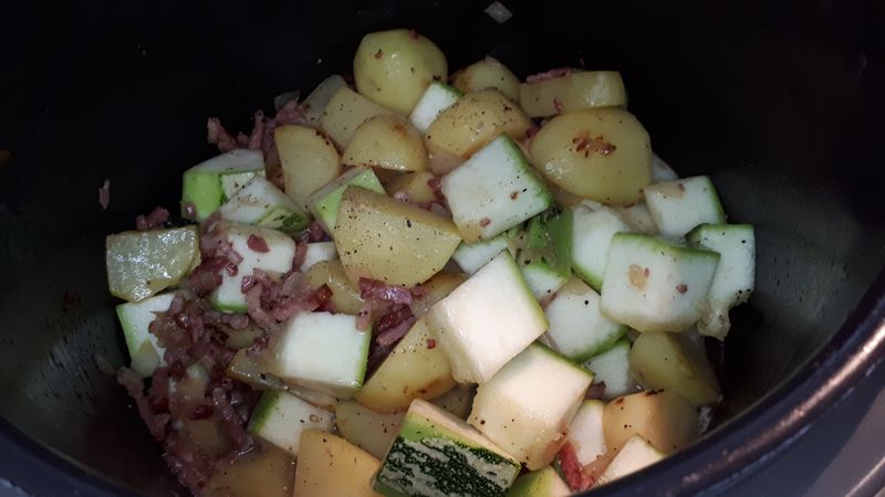 Recette Courgette Pomme De Terre Curry Cookeo Courgette, pommes de terre et lardons au Cookéo – Oh, la gourmande