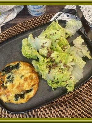 Quiche  sans pâte à la truite fumée et&nbsp;épinards